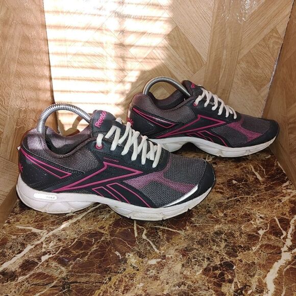 Reebok women's simply tone toning walking shoes size 9.5. 254 - Picture 2 of 10